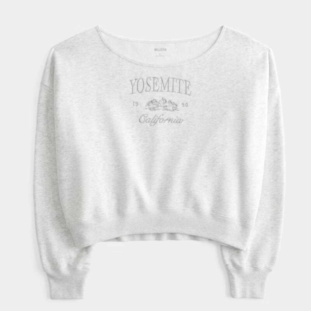 Hollister Off Shoulder Graphic Sweatshirt!
